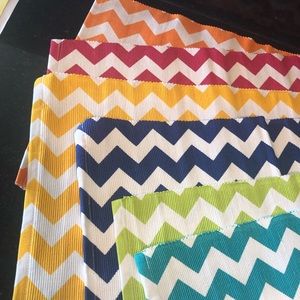 Chevron Placemats - Set of 6 - NWOT ‼️Buy 1 Get 1